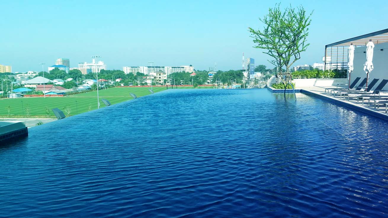 hua hin centennial sports center infinity pool